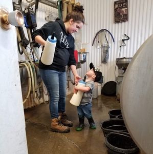 Meet your Posher, Alicia